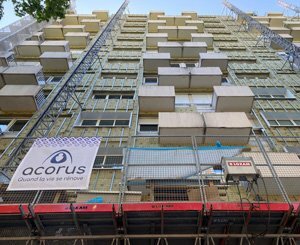 De la terre cuite pour rénover une résidence parisienne